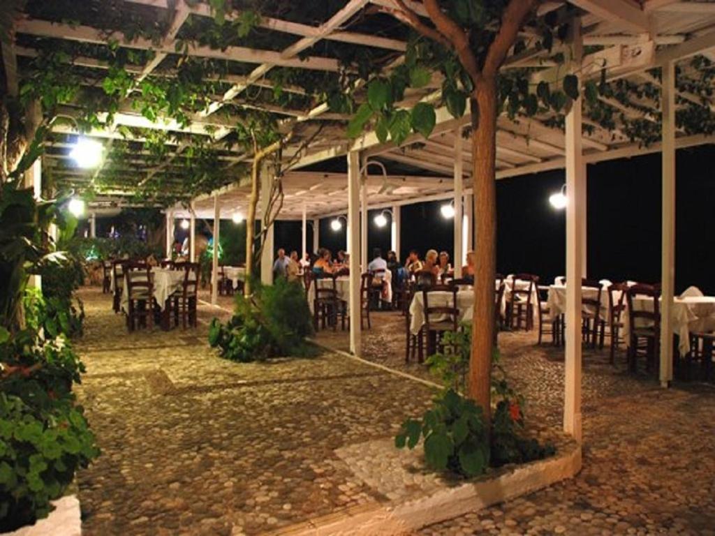 Taradella Hotel Alissos Zewnętrze zdjęcie